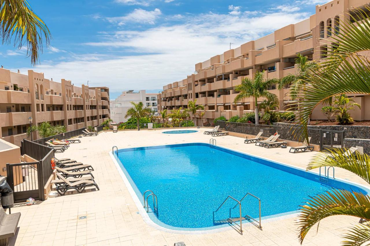 Go2Tenerife Apart'Madera Terrace, Swimming Pool & Parking Costa Adeje  Kültér fotó
